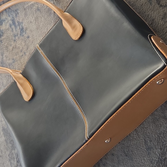 Tod's Black and Tan Leather Lady Di Vintage Tote - Picture 9 of 14